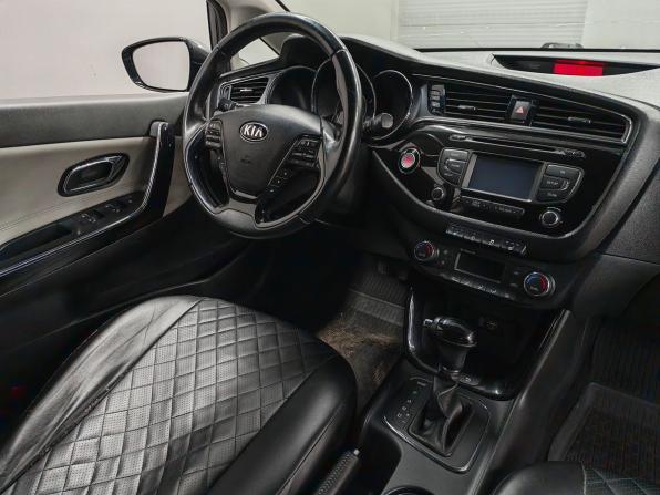 Kia Ceed II Рестайлинг с пробегом 2016 года, цена 1 113 000 рублей, 162456 км, хэтчбек, Автокод Объявления