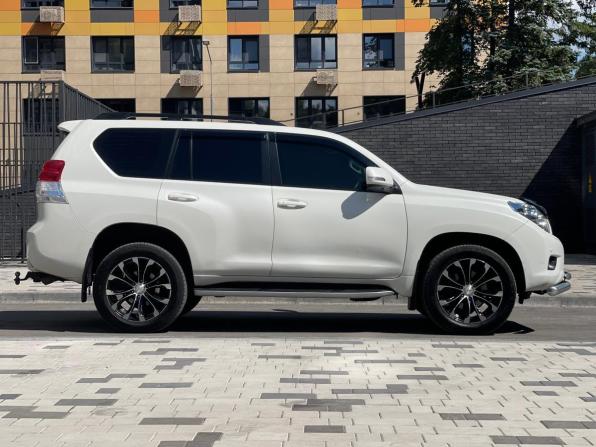 Toyota Land Cruiser Prado 150 Series с пробегом 2013 года, цена 2 650 000 рублей, 283000 км, внедорожник, Автокод Объявления