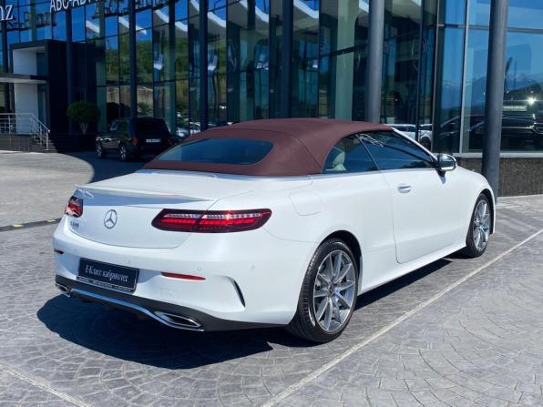 Mercedes-Benz E-Класс V (W213 S213 C238) Рестайлинг с пробегом 2021 года, цена 8 990 000 рублей, 5921 км, кабриолет, Автокод Объявления