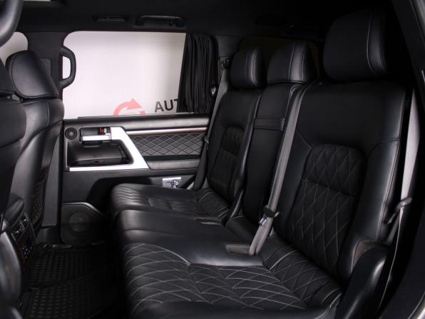 Toyota Land Cruiser 200 Series Рестайлинг 2 с пробегом 2016 года, цена 5 950 000 рублей, 220000 км, внедорожник, Автокод Объявления