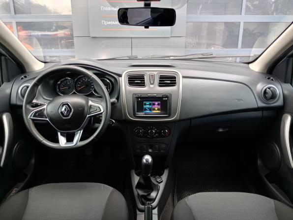 Renault Logan II Рестайлинг с пробегом 2019 года, цена 670 000 рублей, 178500 км, седан, Автокод Объявления