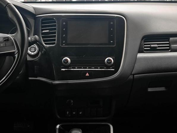 Mitsubishi Outlander III Рестайлинг 3 с пробегом 2020 года, цена 2 350 000 рублей, 118631 км, внедорожник, Автокод Объявления