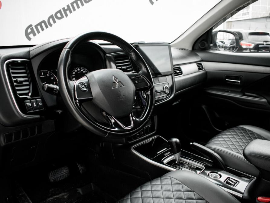Mitsubishi Outlander III Рестайлинг 2 Екатеринбург  - изображение 11