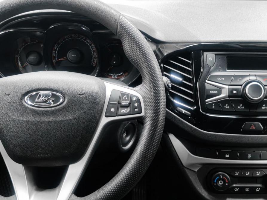 Lada (ВАЗ) Vesta I Ростов-на-Дону  - изображение 13
