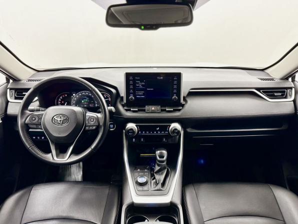 Toyota RAV4 V (XA50) с пробегом 2021 года, цена 4 009 000 рублей, 32080 км, внедорожник, Автокод Объявления