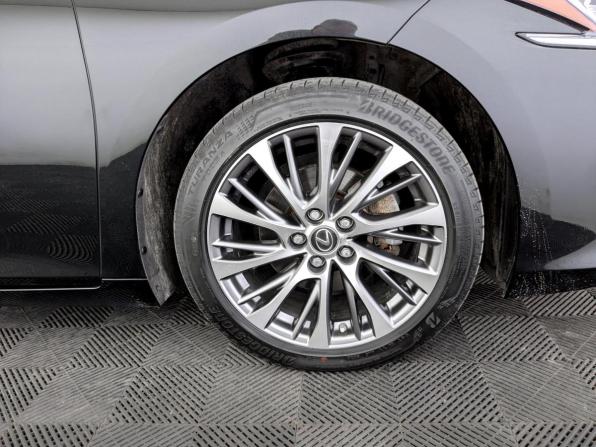 Lexus ES VII с пробегом 2021 года, цена 4 400 000 рублей, 61510 км, седан, Автокод Объявления