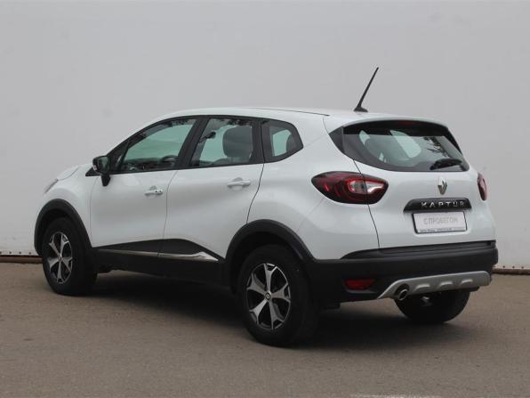 Renault Kaptur I Рестайлинг с пробегом 2021 года, цена 1 440 000 рублей, 72748 км, внедорожник, Автокод Объявления