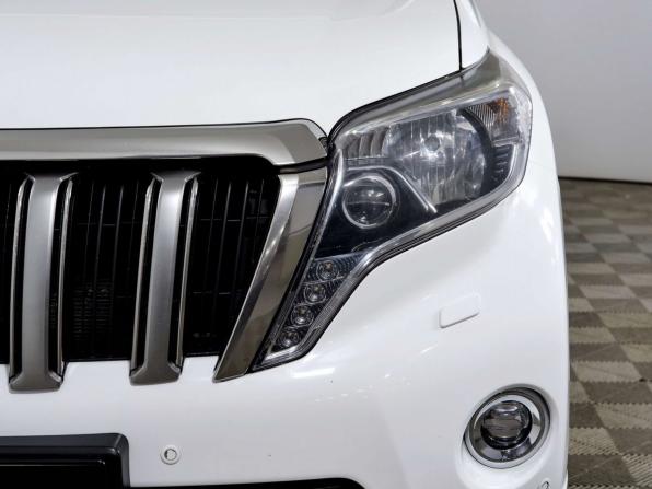 Toyota Land Cruiser Prado 150 Series Рестайлинг 1 с пробегом 2014 года, цена 2 698 000 рублей, 333755 км, внедорожник, Автокод Объявления