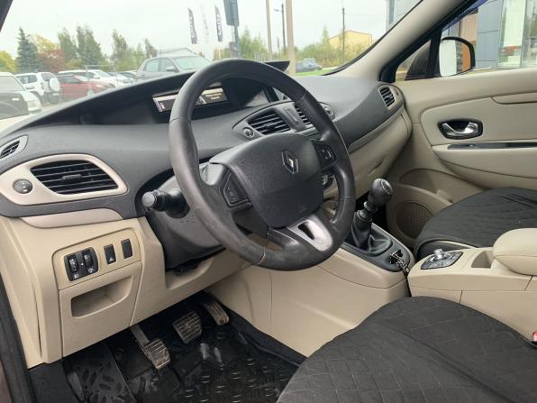 Renault Scenic III с пробегом 2010 года, цена 799 000 рублей, 254625 км, компактвэн, Автокод Объявления