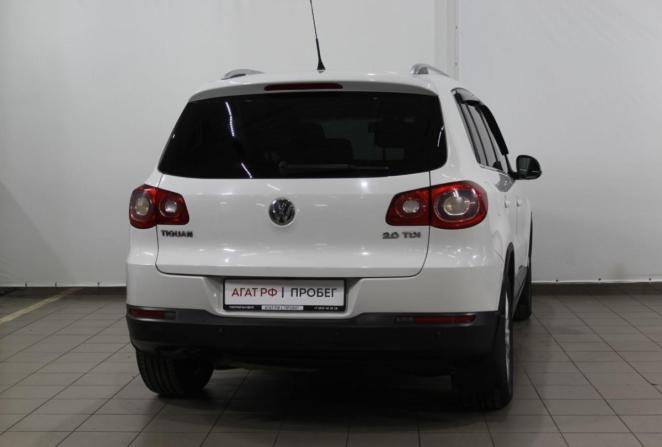 Volkswagen Tiguan I с пробегом 2010 года, цена 910 000 рублей, 401491 км, внедорожник, Автокод Объявления