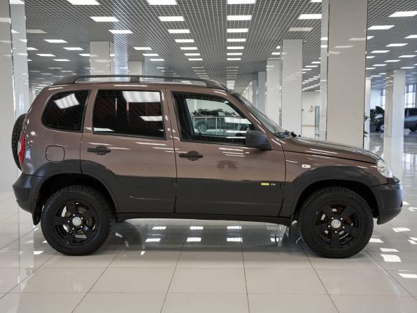 Chevrolet Niva I Рестайлинг с пробегом 2016 года, цена 647 000 рублей, 76431 км, внедорожник, Автокод Объявления