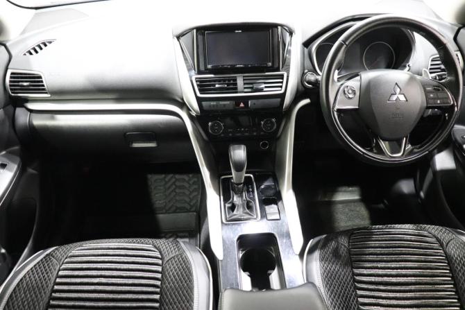Mitsubishi Eclipse Cross I с пробегом 2018 года, цена 1 965 000 рублей, 132139 км, внедорожник, Автокод Объявления