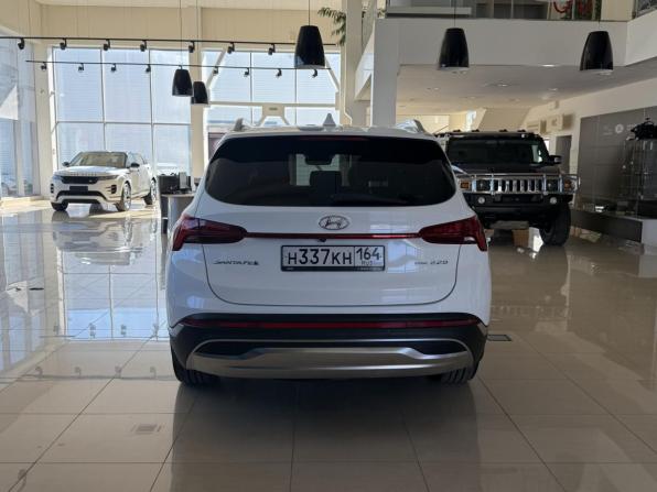 Hyundai Santa Fe IV Рестайлинг с пробегом 2022 года, цена 3 900 000 рублей, 50579 км, внедорожник, Автокод Объявления