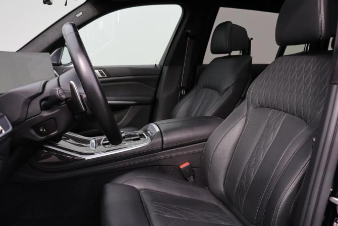 BMW X7 I (G07) Рестайлинг с пробегом 2023 года, цена 15 300 000 рублей, 38722 км, внедорожник, Автокод Объявления