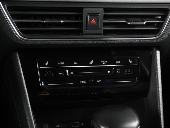 Volkswagen Tiguan II Рестайлинг (China Market) с пробегом 2021 года, цена 3 769 000 рублей, 47264 км, внедорожник, Автокод Объявления