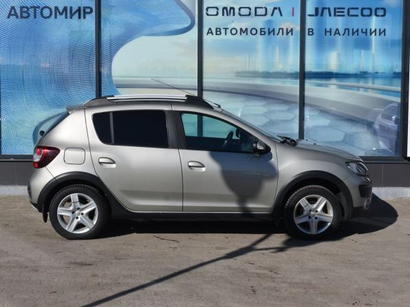 Renault Sandero II с пробегом 2015 года, цена 770 000 рублей, 133557 км, хэтчбек, Автокод Объявления