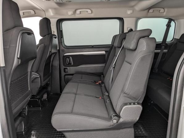 Peugeot Traveller I с пробегом 2019 года, цена 2 500 000 рублей, 150484 км, минивэн, Автокод Объявления