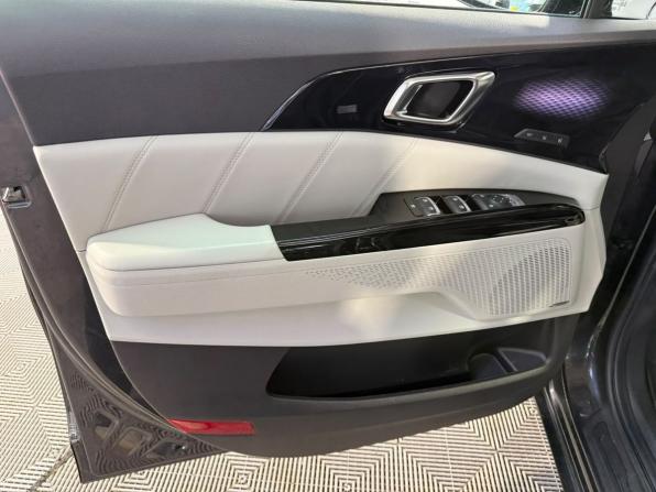 Kia Carnival IV с пробегом 2022 года, цена 3 799 000 рублей, 102000 км, минивэн, Автокод Объявления