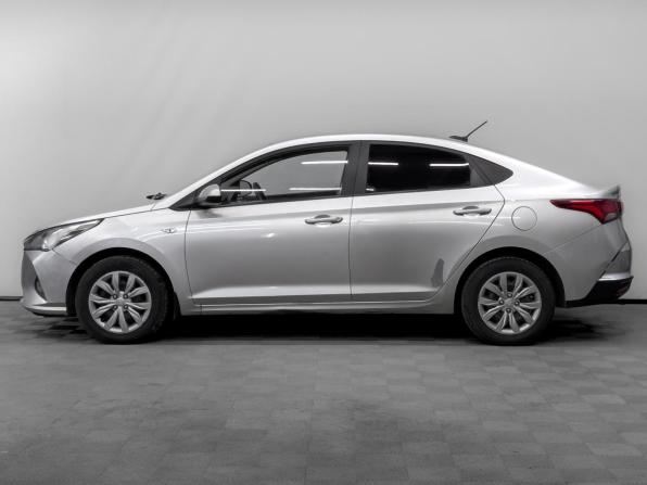 Hyundai Solaris II Рестайлинг с пробегом 2021 года, цена 899 000 рублей, 161523 км, седан, Автокод Объявления
