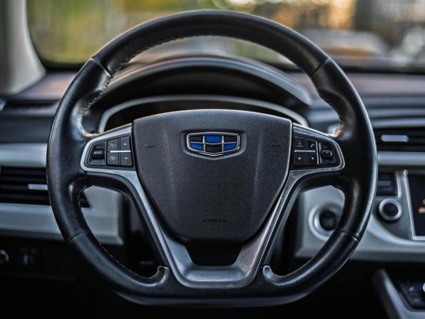 Geely Atlas I с пробегом 2020 года, цена 1 334 000 рублей, 150044 км, внедорожник, Автокод Объявления