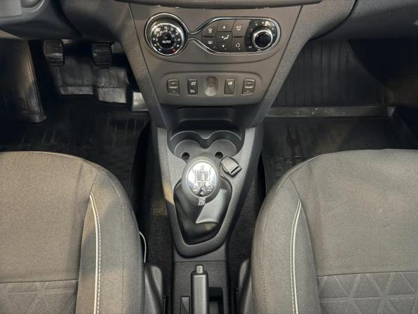 Renault Sandero II Рестайлинг с пробегом 2019 года, цена 929 000 рублей, 155911 км, хэтчбек, Автокод Объявления