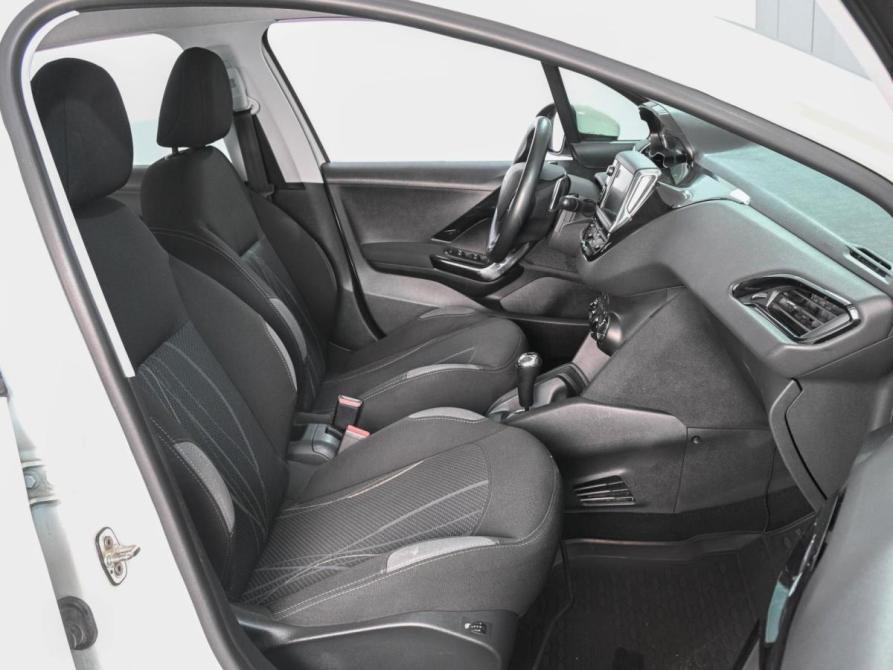 Peugeot 208 I Ростов-на-Дону  - изображение 8