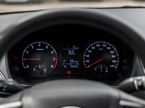 Hyundai Solaris II с пробегом 2019 года, цена 900 000 рублей, 95086 км, седан, Автокод Объявления