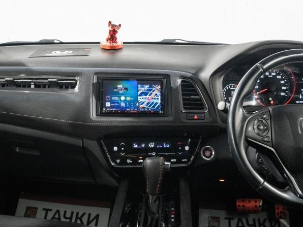 Honda Vezel I с пробегом 2017 года, цена 1 600 000 рублей, 130174 км, внедорожник, Автокод Объявления