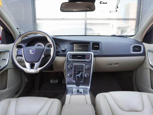 Volvo S60 II с пробегом 2012 года, цена 950 000 рублей, 93487 км, седан, Автокод Объявления