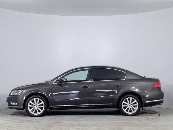 Volkswagen Passat B7 с пробегом 2011 года, цена 1 045 000 рублей, 239005 км, седан, Автокод Объявления