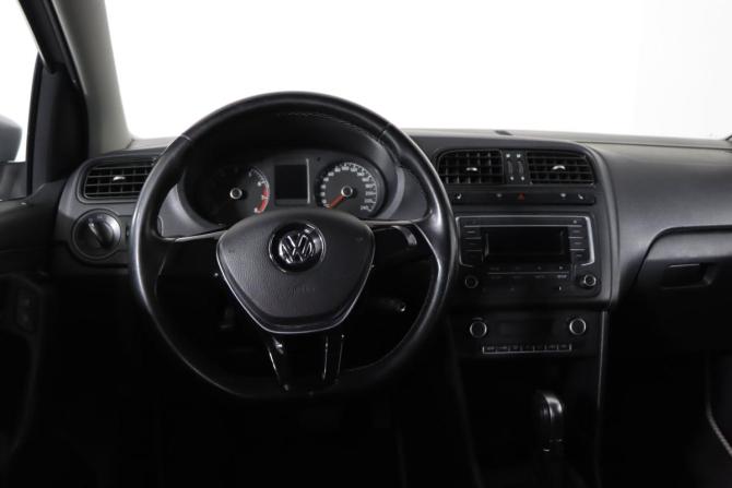 Volkswagen Polo V Рестайлинг с пробегом 2018 года, цена 1 039 990 рублей, 172104 км, седан, Автокод Объявления
