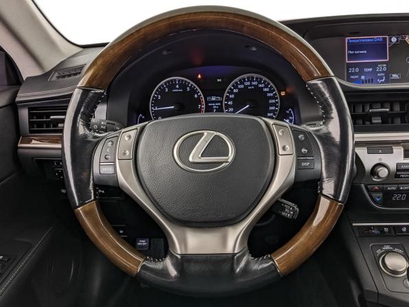 Lexus ES VI с пробегом 2015 года, цена 2 690 000 рублей, 100023 км, седан, Автокод Объявления