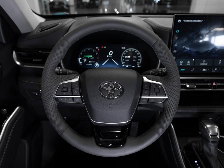 Toyota Highlander IV (XU70) Москва  - изображение 11