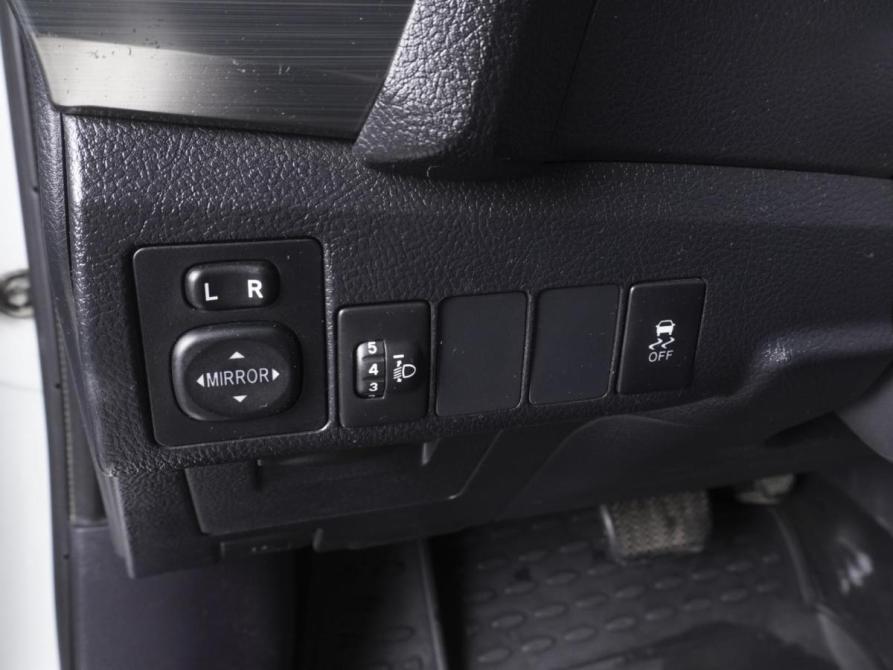 Toyota Auris II Ростов-на-Дону  - изображение 17