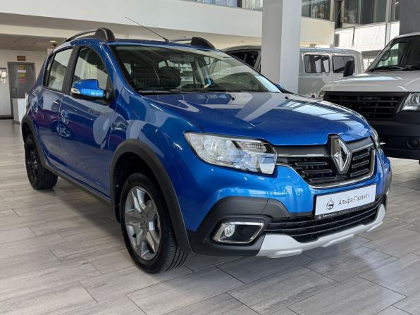 Renault Sandero II Рестайлинг с пробегом 2020 года, цена 1 410 000 рублей, 9211 км, хэтчбек, Автокод Объявления