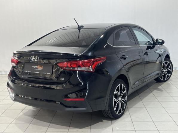 Hyundai Solaris II с пробегом 2017 года, цена 1 185 000 рублей, 149687 км, седан, Автокод Объявления