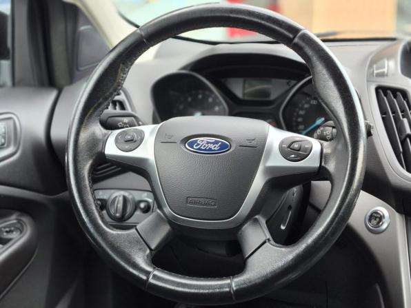 Ford Kuga II Рестайлинг с пробегом 2016 года, цена 1 690 000 рублей, 109760 км, внедорожник, Автокод Объявления