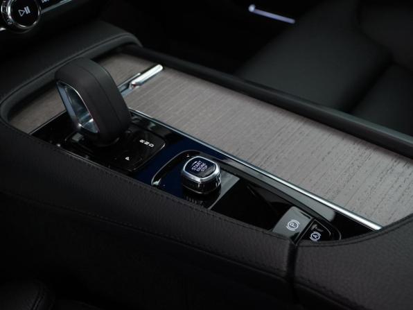 Volvo V90 Cross Country I Рестайлинг с пробегом 2022 года, цена 5 499 777 рублей, 26642 км, универсал, Автокод Объявления