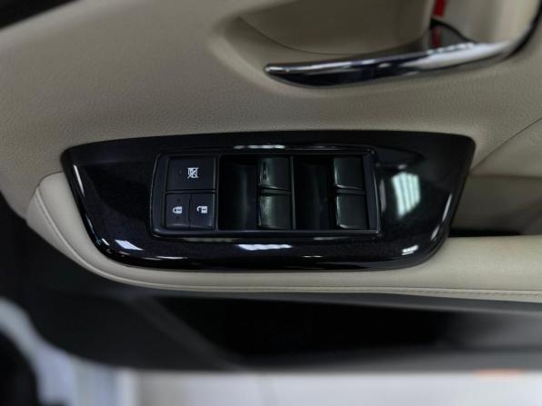 Lexus HS I Рестайлинг с пробегом 2015 года, цена 1 955 000 рублей, 156604 км, седан, Автокод Объявления