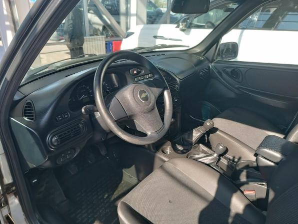 Chevrolet Niva I Рестайлинг с пробегом 2018 года, цена 775 000 рублей, 81000 км, внедорожник, Автокод Объявления