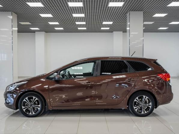 Kia Ceed II с пробегом 2015 года, цена 1 124 000 рублей, 156195 км, универсал, Автокод Объявления