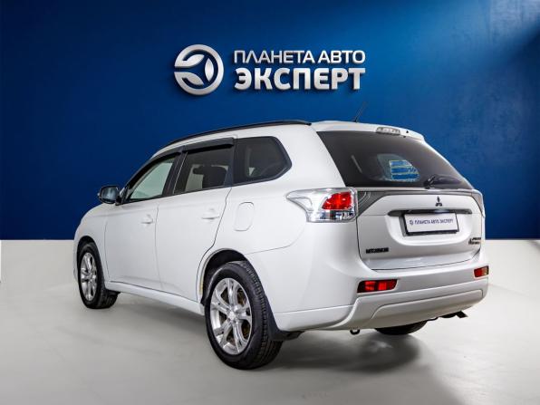 Mitsubishi Outlander III с пробегом 2013 года, цена 1 450 000 рублей, 190085 км, внедорожник, Автокод Объявления