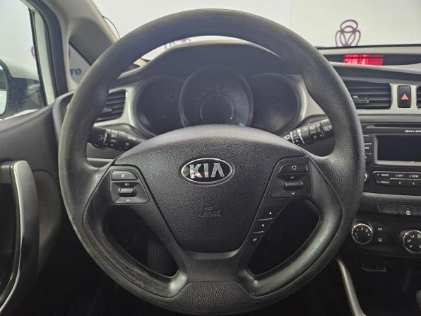 Kia Ceed II с пробегом 2013 года, цена 831 000 рублей, 132543 км, хэтчбек, Автокод Объявления