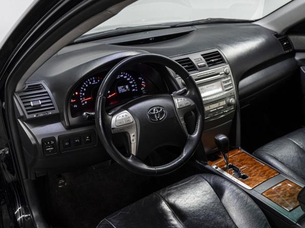 Toyota Camry VI (XV40) Рестайлинг с пробегом 2011 года, цена 1 200 000 рублей, 264837 км, седан, Автокод Объявления