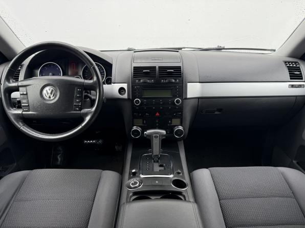 Volkswagen Touareg I Рестайлинг с пробегом 2009 года, цена 1 200 000 рублей, 181831 км, внедорожник, Автокод Объявления