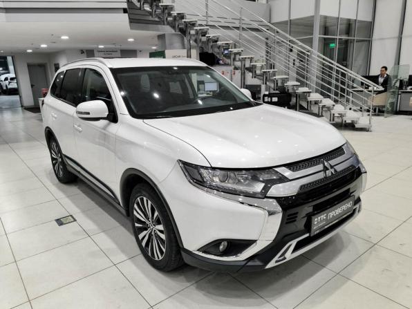 Mitsubishi Outlander III Рестайлинг 3 с пробегом 2019 года, цена 2 570 000 рублей, 75000 км, внедорожник, Автокод Объявления