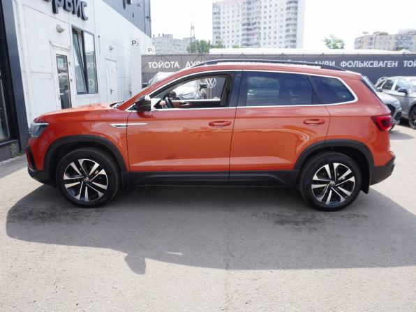 Volkswagen Taos I с пробегом 2021 года, цена 2 450 000 рублей, 61595 км, внедорожник, Автокод Объявления