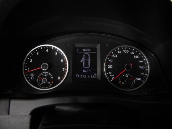 Volkswagen Tiguan I Рестайлинг с пробегом 2011 года, цена 949 000 рублей, 271540 км, внедорожник, Автокод Объявления