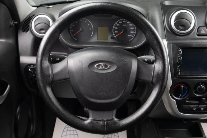 Lada (ВАЗ) Granta I с пробегом 2017 года, цена 649 000 рублей, 112250 км, лифтбек, Автокод Объявления