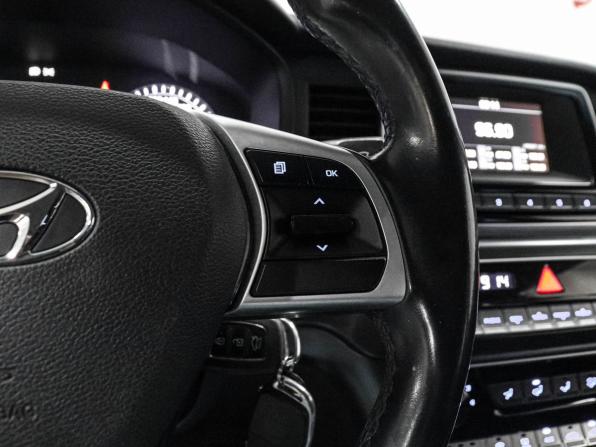 Hyundai Sonata VII (LF) Рестайлинг с пробегом 2019 года, цена 1 589 000 рублей, 112264 км, седан, Автокод Объявления